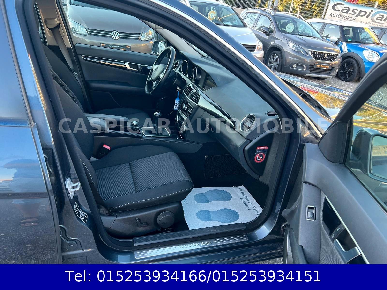 Mercedes-Benz C200 2015 — photo 21