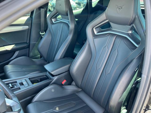 Formentor 4Drive VZ5 2.5 TSI Matrix 5J. Gar. CUP