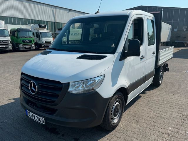 MERCEDES-BENZ Mercedes Sprinter 216 DoKa