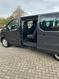 Bild 7 Renault Trafic Grand Combi L2H1 Life Blue dCi 170EDC