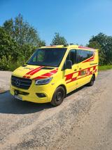 Mercedes-Benz Sprinter 319cdi Ambulance - Mercedes-Benz eSprinter mit Schiebetür