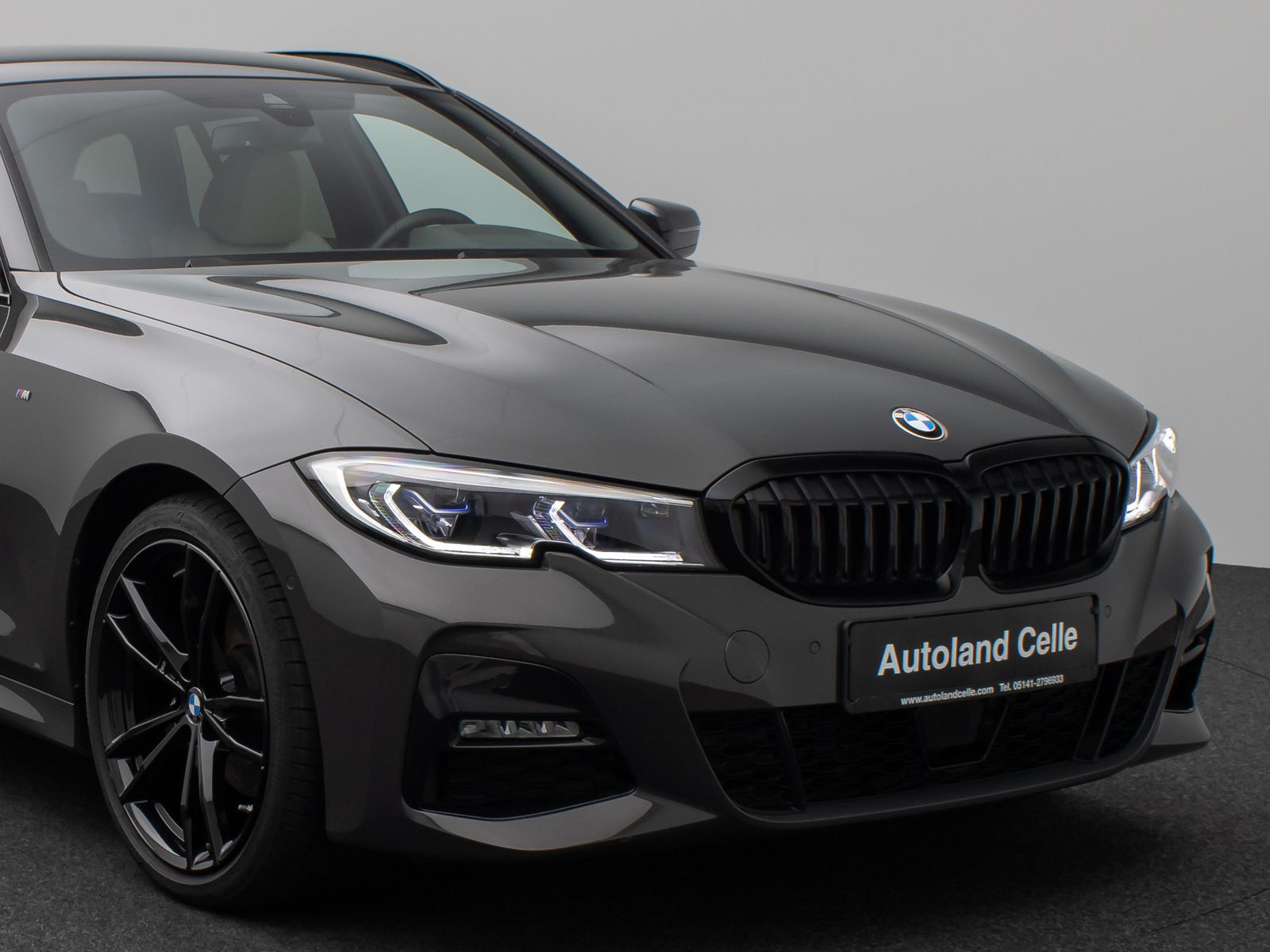 Fahrzeugabbildung BMW 320i M Sport Kamera DAB Laser Alarm Leder 19Zoll