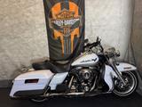 Harley-Davidson Road King FLHR, 5HD, Traumzustand! Police - HARLEY-DAVIDSON ROAD KING POLICE