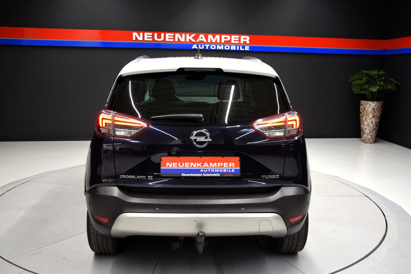 Fahrzeugabbildung Opel Crossland (X)