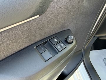 Toyota Yaris - 10