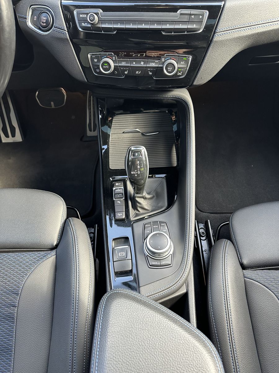 Fahrzeugabbildung BMW X2 xDrive20d M-Sport NAV+LED+AHK+PANO+KAM+19ZOLL