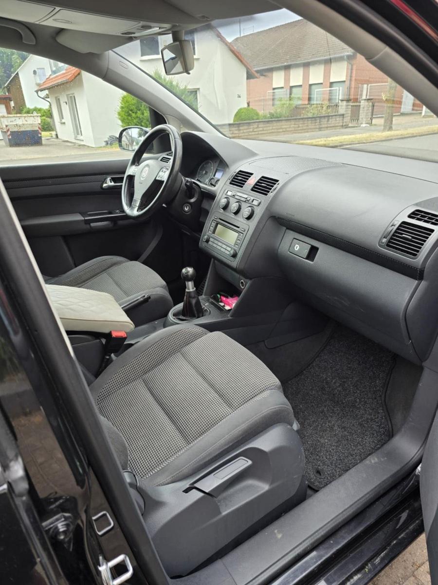 Volkswagen Touran, 2005