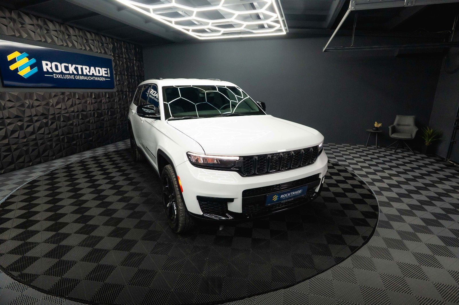 Fahrzeugabbildung Jeep Grand Cherokee 3.6 4x4 L Altitude Mod. 2022 19%