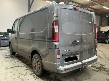 Opel Vivaro - 2