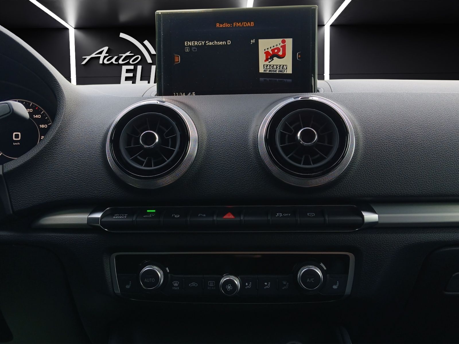 Fahrzeugabbildung Audi A3 Sportback 40 e-tron sport Matrix Navi ACC RFK