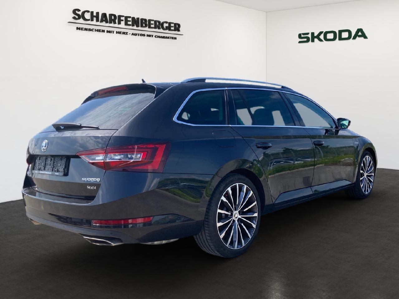 Skoda Superb Combi L&K 4x4*Sthz.,AHK,Pano*