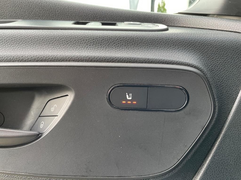 Fahrzeugabbildung Mercedes-Benz Sprinter 315 KA L2H1 RFK, Klima, Auftritt, SHZ