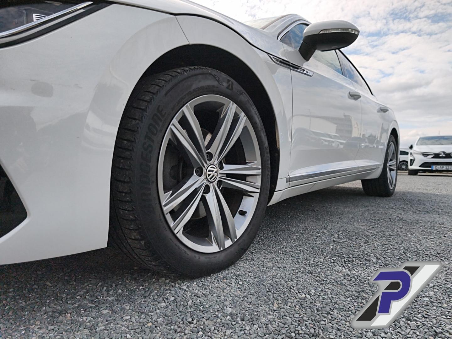 Volkswagen Arteon R-Line AHK+LED-LICHT+NAVI+3-ZONEN-KLIMA