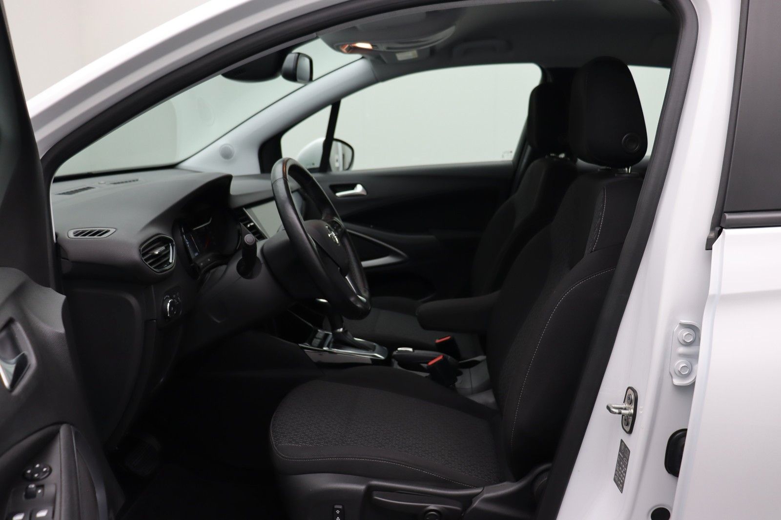 Fahrzeugabbildung Opel Crossland 1.2 Edition Navi