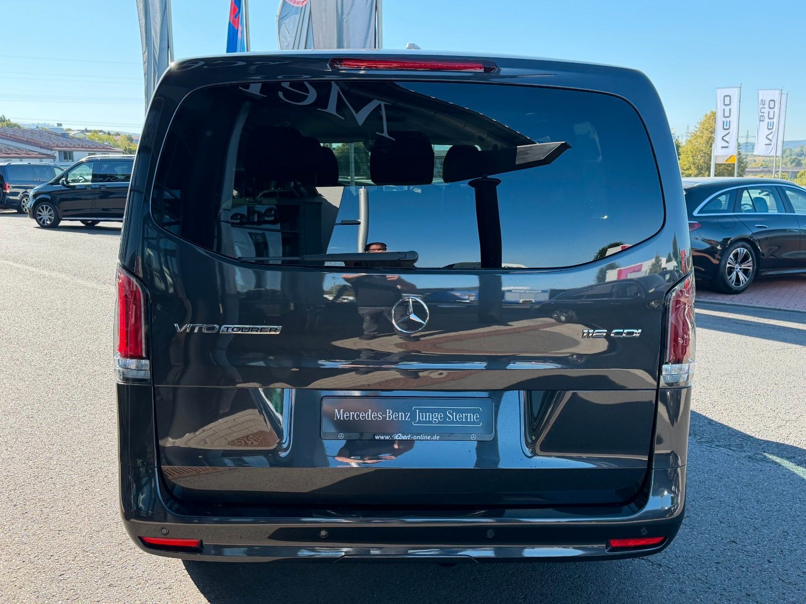 Fahrzeugabbildung Mercedes-Benz Vito 116 CDI 9G Tourer SELECT AHK2,5to LED