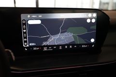 AUDI Q3 TFSI quattro S line | Pano | Matrix |TechPro AUDI Q3 TFSI quattro S line | Pano | Matrix |TechPro