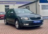 Skoda Octavia Combi Style 1.Hand PDC WR NAVI - : Taxi