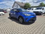 Toyota C-HR Hybrid Style Selection Rückfahrkamera, Navi - blaue Toyota C-HR