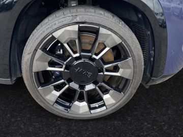 BMW XM - 5