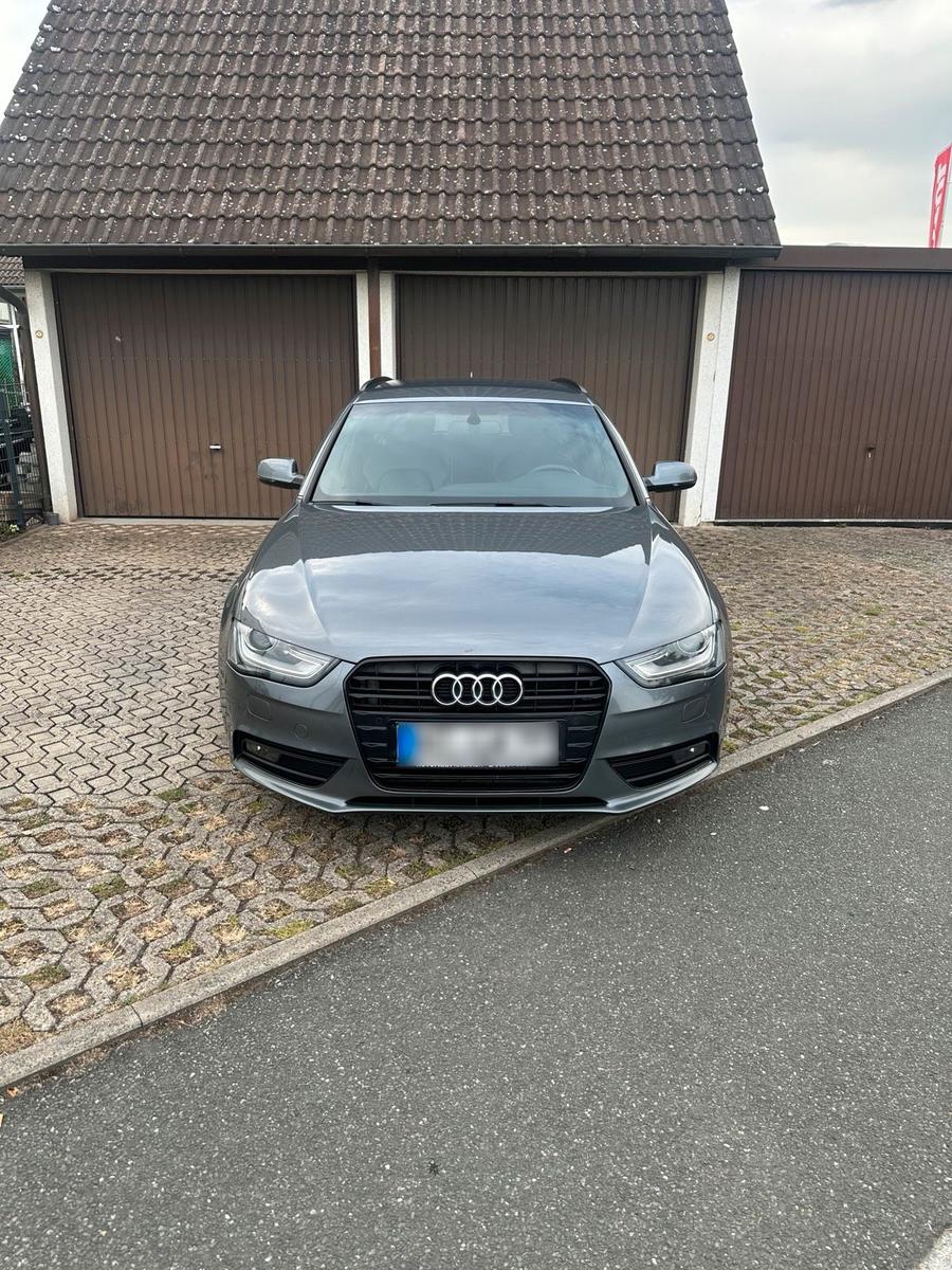 Audi A4, 2012
