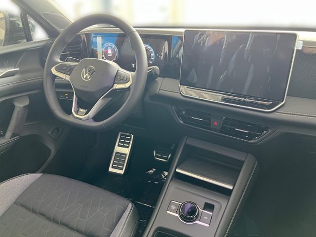 Fahrzeugabbildung Volkswagen Tiguan 1.5 eTSI DSG GOAL AHK LED-PLUS EL. HECKKL
