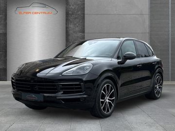 Porsche Cayenne - 1