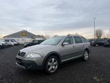 Skoda Octavia Combi Scout 2.0 TDI 4X4 XENON*AHK*KLIMA* - Skoda Octavia aus 2008 mit Diesel-Antrieb