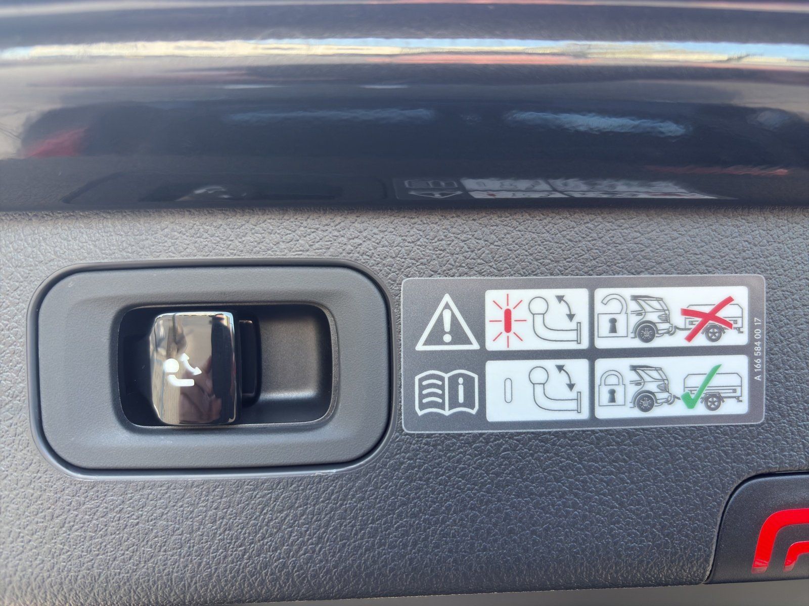 Fahrzeugabbildung Mercedes-Benz C 220 d T AMG+ Memory SOUND AHK Distro 360° SHZ