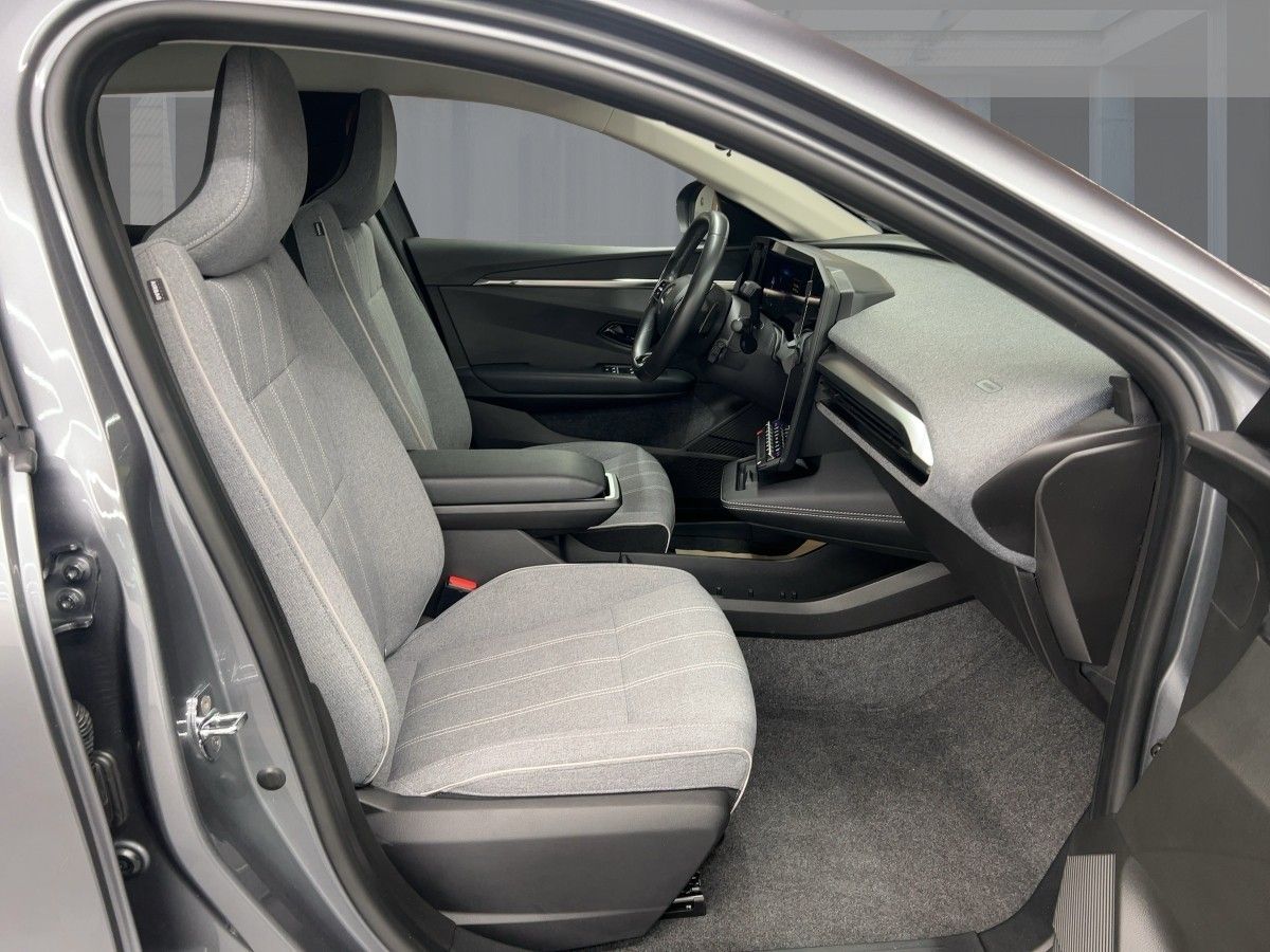 Renault Megane E-TECH - Bild 8