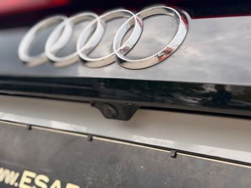 Audi Q8 - 10