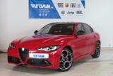 Alfa Romeo Giulia Competizione Q4 280PS *Schiebedach*