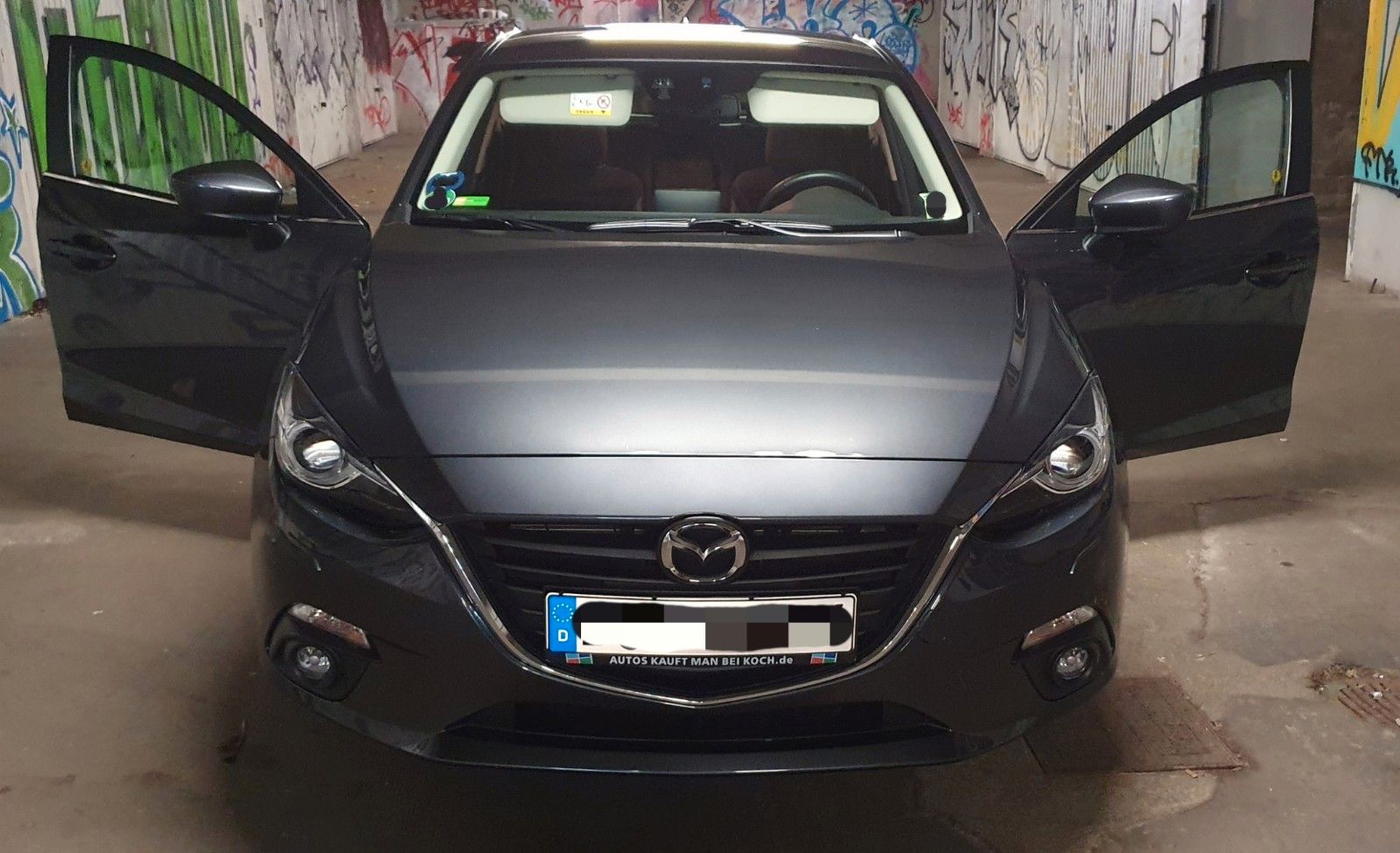 MAZDA 3