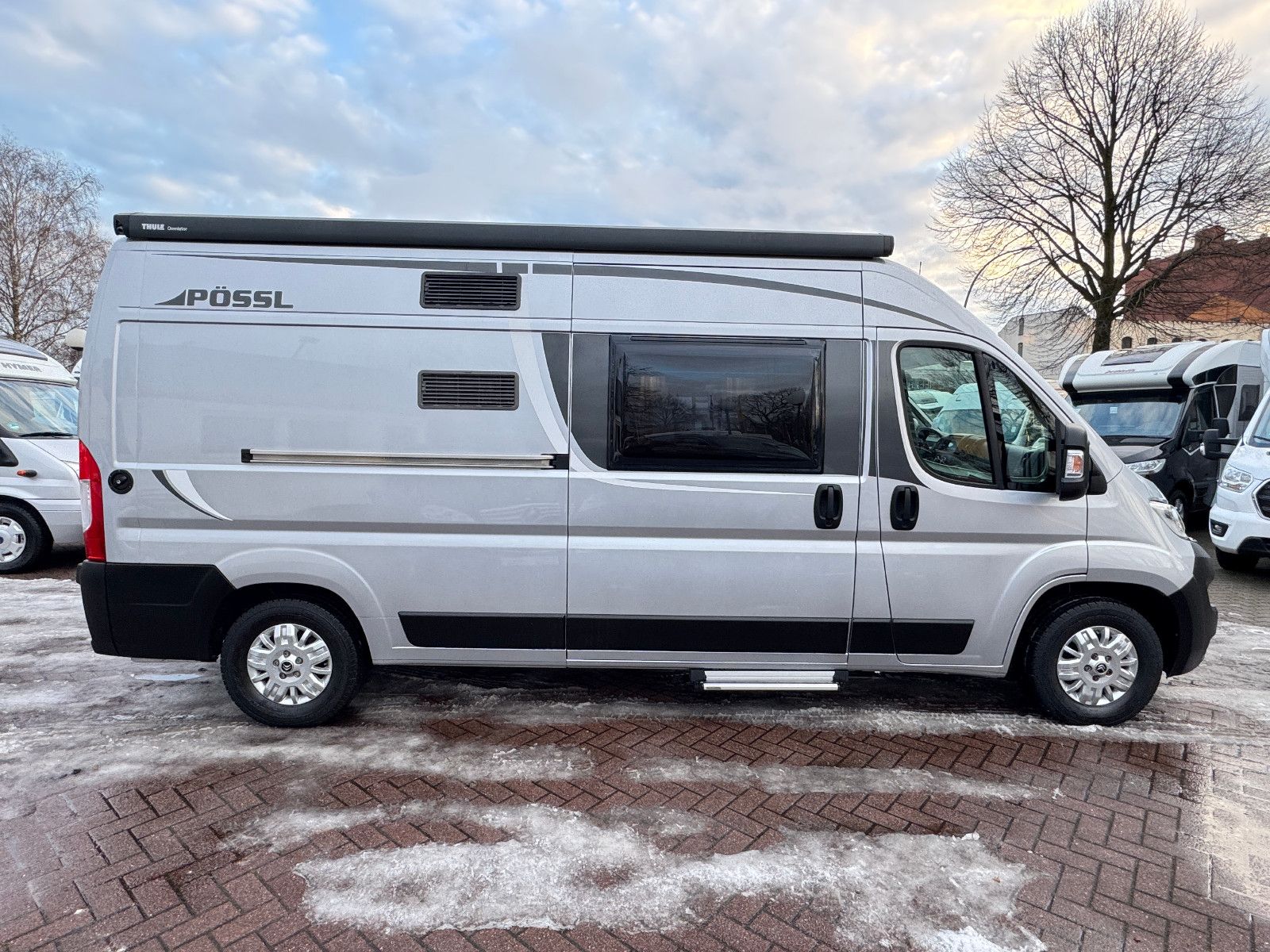 Fahrzeugabbildung Pössl 600 2WIN R PLUS CITROEN RAUMBAD VOLL SCHECKHEFT