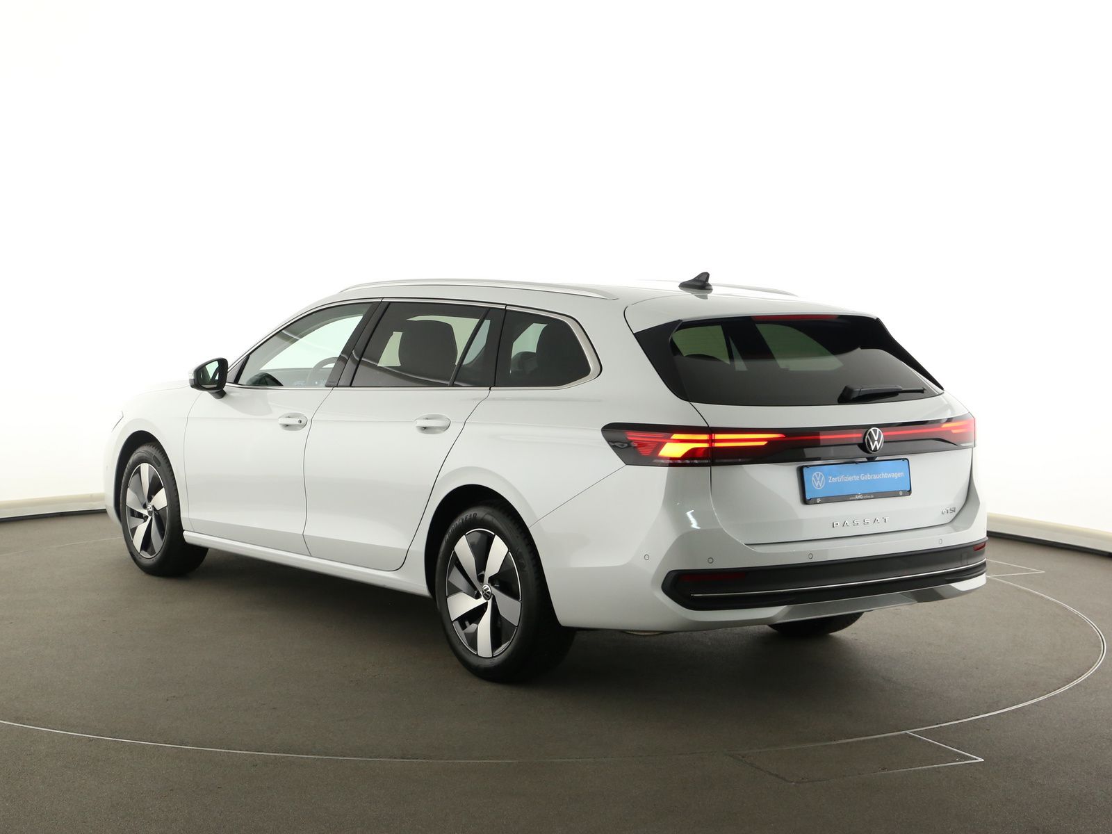 Volkswagen Passat Variant - Bild 9