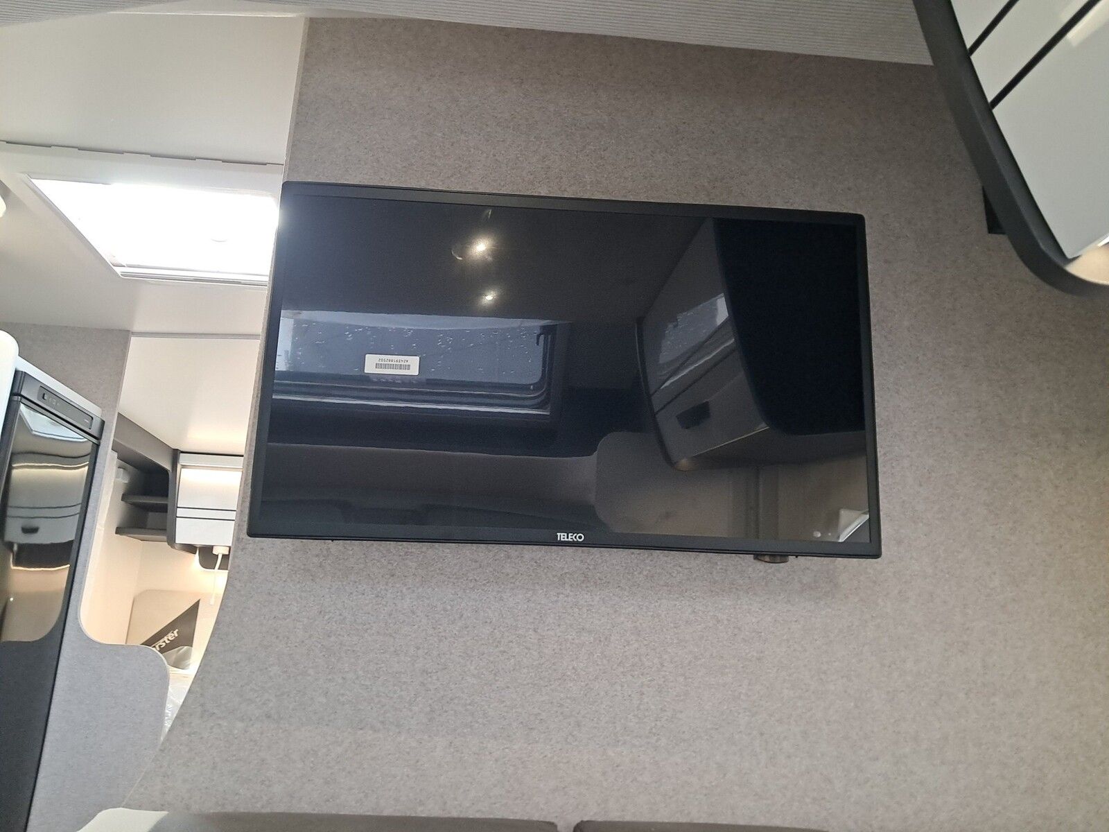 Fahrzeugabbildung Forster T F699 EB LTE,Solar,Markise,Lithium,Hubbett