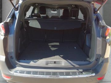 Peugeot 5008 - 5