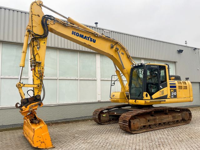 Komatsu PC210LC-11 (4.971 HOURS)