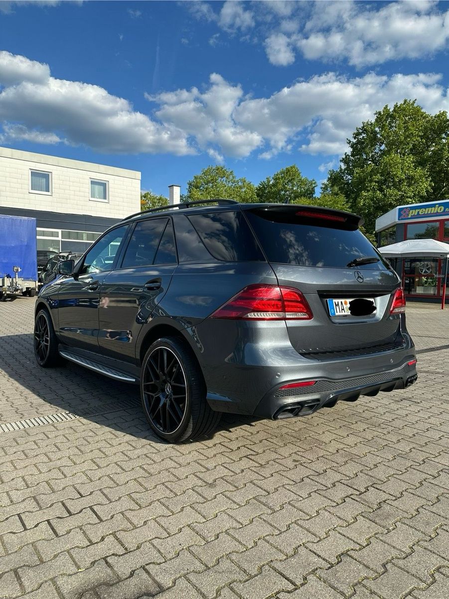 MERCEDES-BENZ Mercedes-Benz GLE 350d