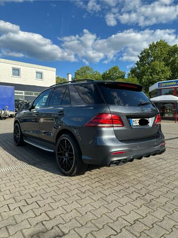 MERCEDES-BENZ Mercedes-Benz GLE 350d