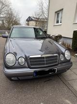 Mercedes-Benz E 200 CLASSIC Classic - gebrauchte Mercedes-Benz E 200 aus dem Jahr 1997