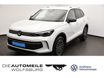 Volkswagen Tiguan - 1