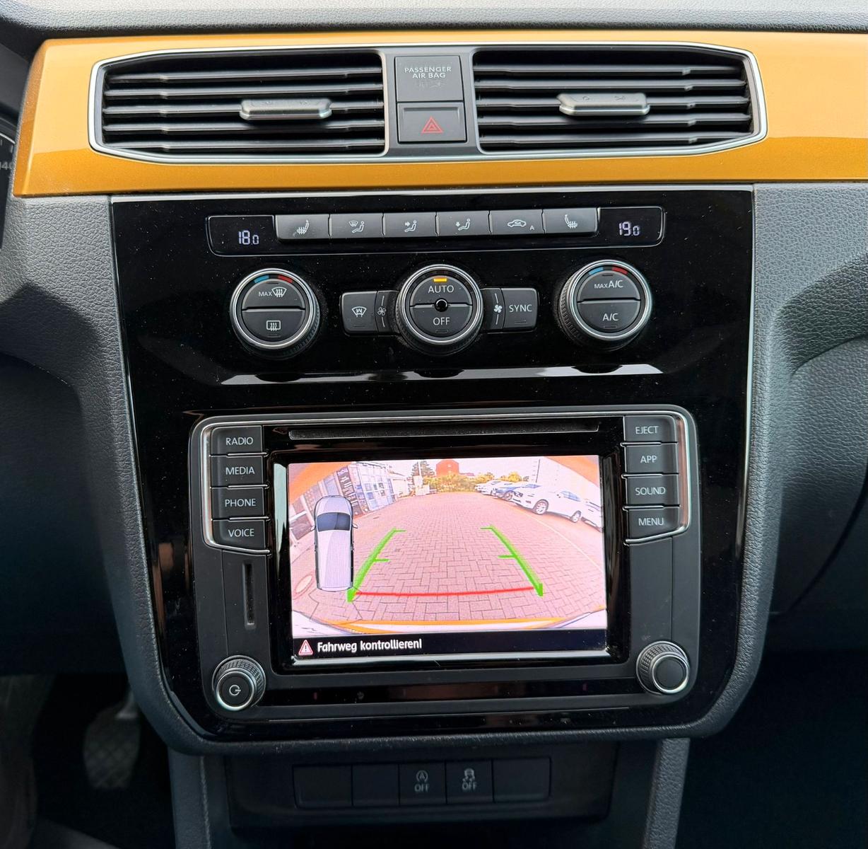 Volkswagen Caddy PKWMaxiHighlineBMT7 SitserÁppConnectKamera, миниатюра 9