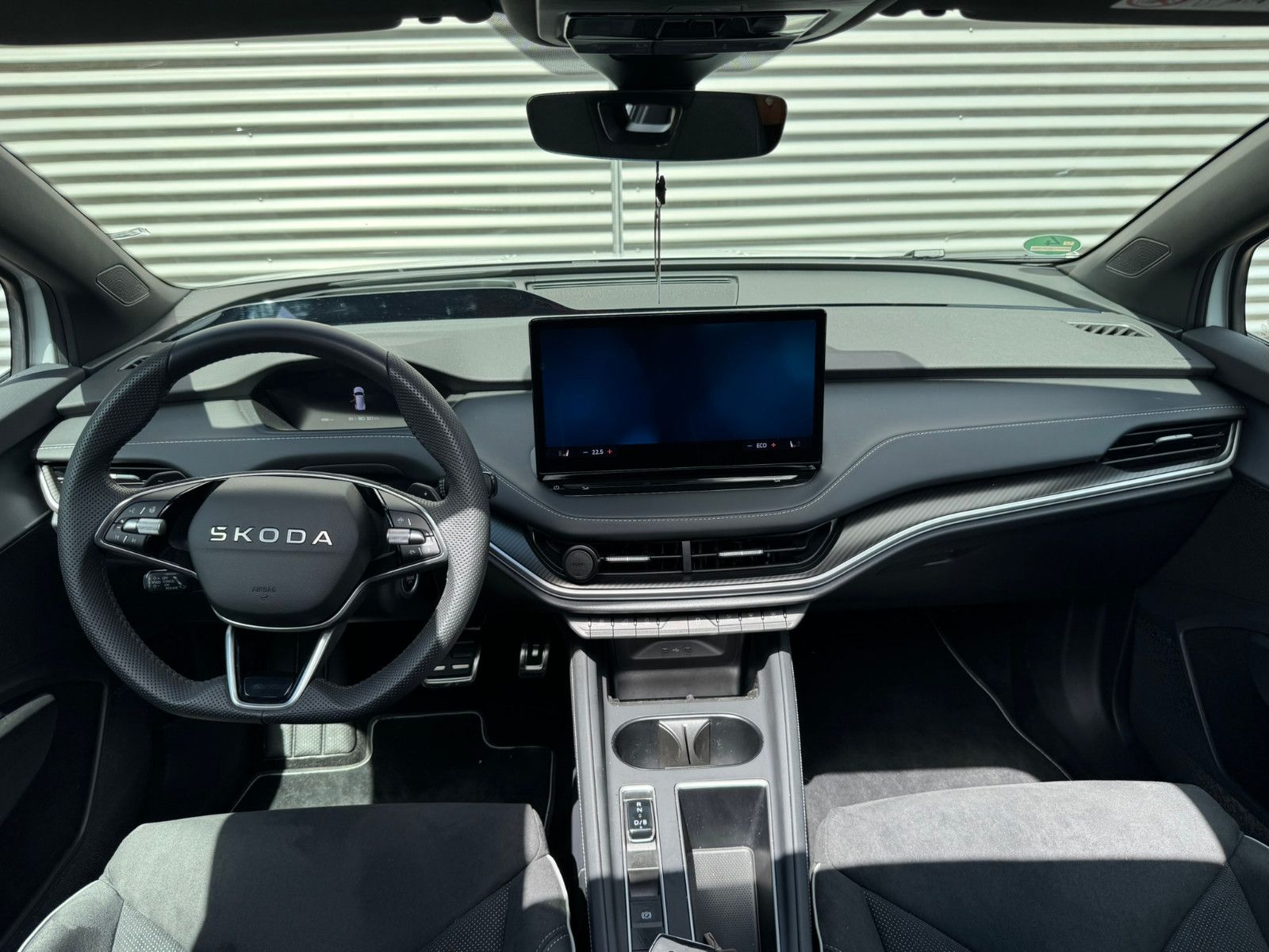 Fahrzeugabbildung SKODA Enyaq 85 x Sportline
