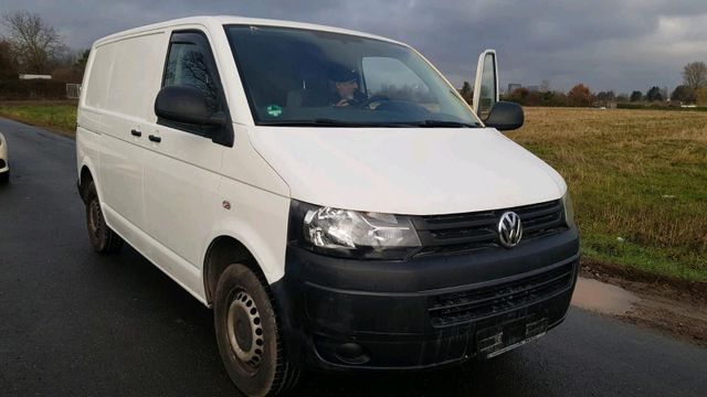 Volkswagen VW T5 Transporter Bj 05/2014 Tüv 05/26