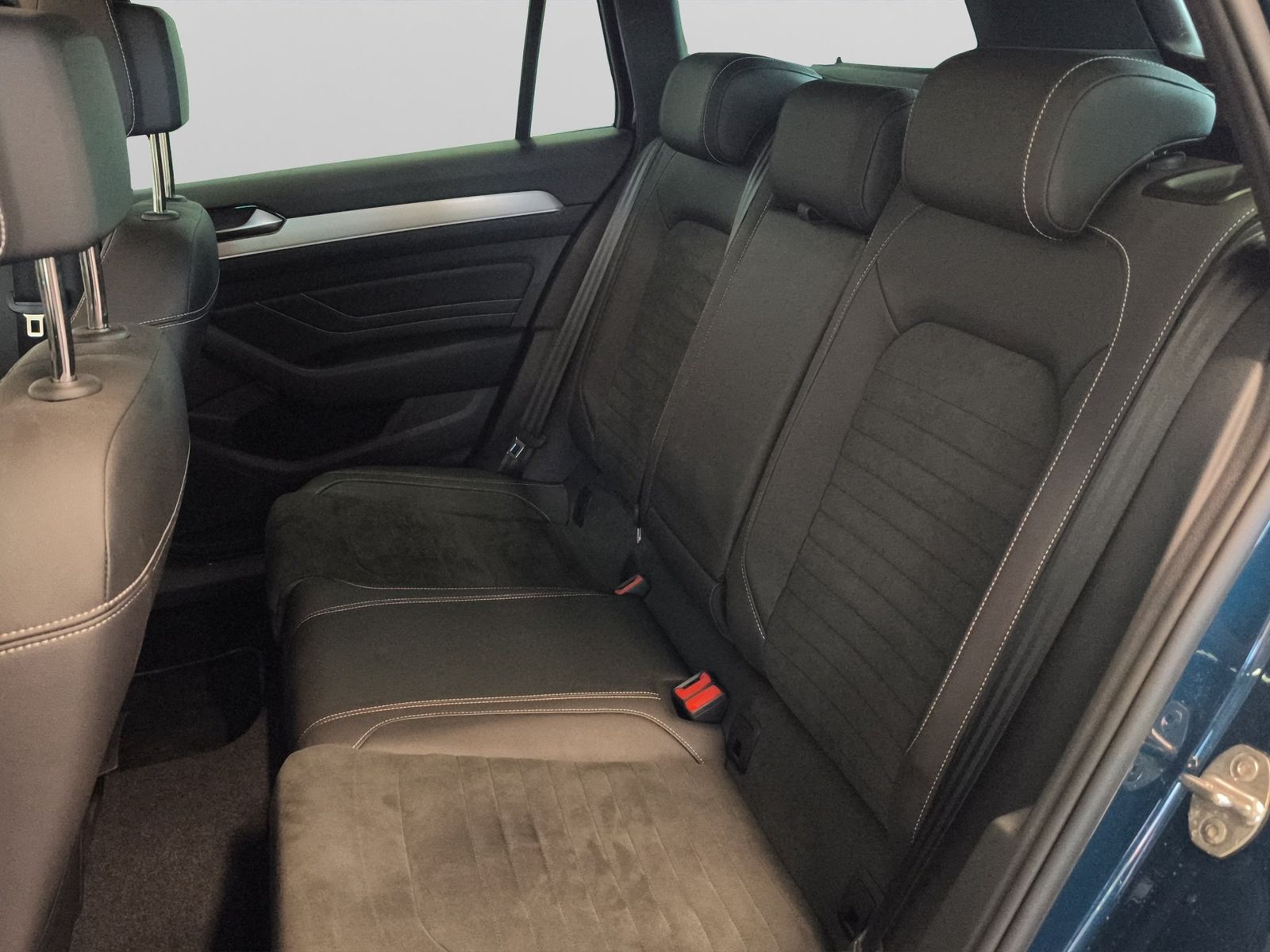 Volkswagen Passat Variant - Bild 10