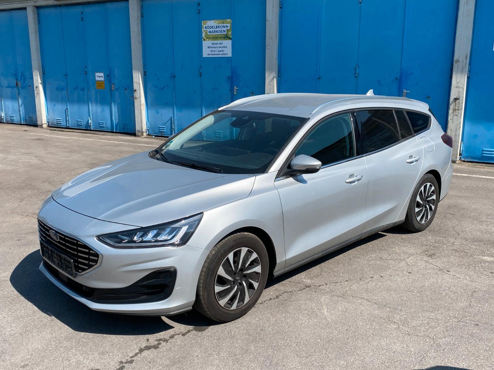 Ford Focus Turnier 1.0 EcoBoost Titanium