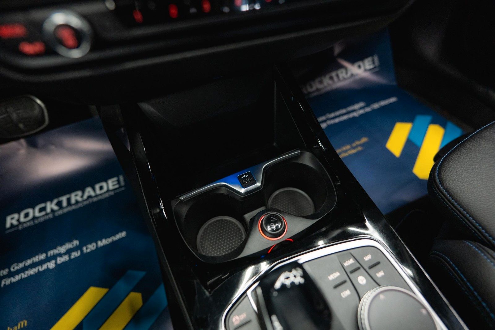 Fahrzeugabbildung BMW 118i M Sport Twin-Turbo Shadow Line *LED*DAB*