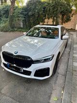 BMW 750 LI xDrive - BMW 750 in Duisburg