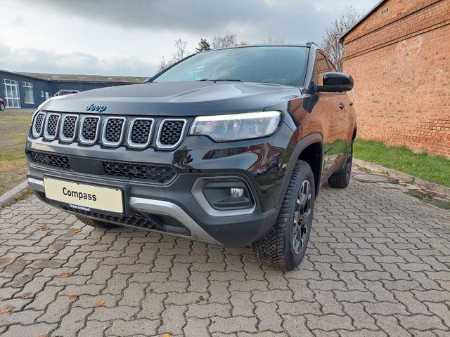 Jeep Compass 1.3T PHEV High Upland - Premium - Winter