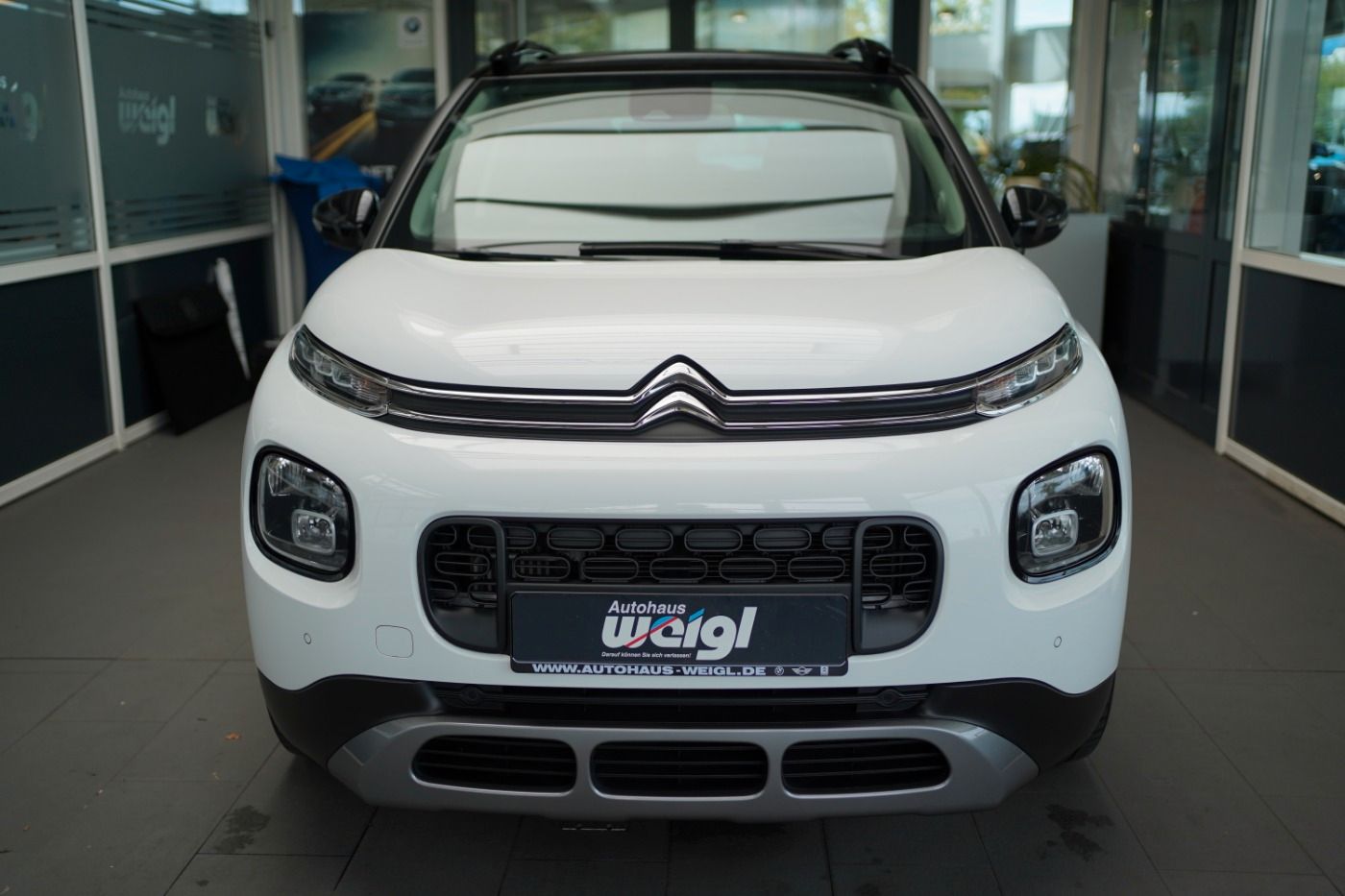 Fahrzeugabbildung Citroën C3 Aircross PureTech 110 Shine Schiebedach Navi